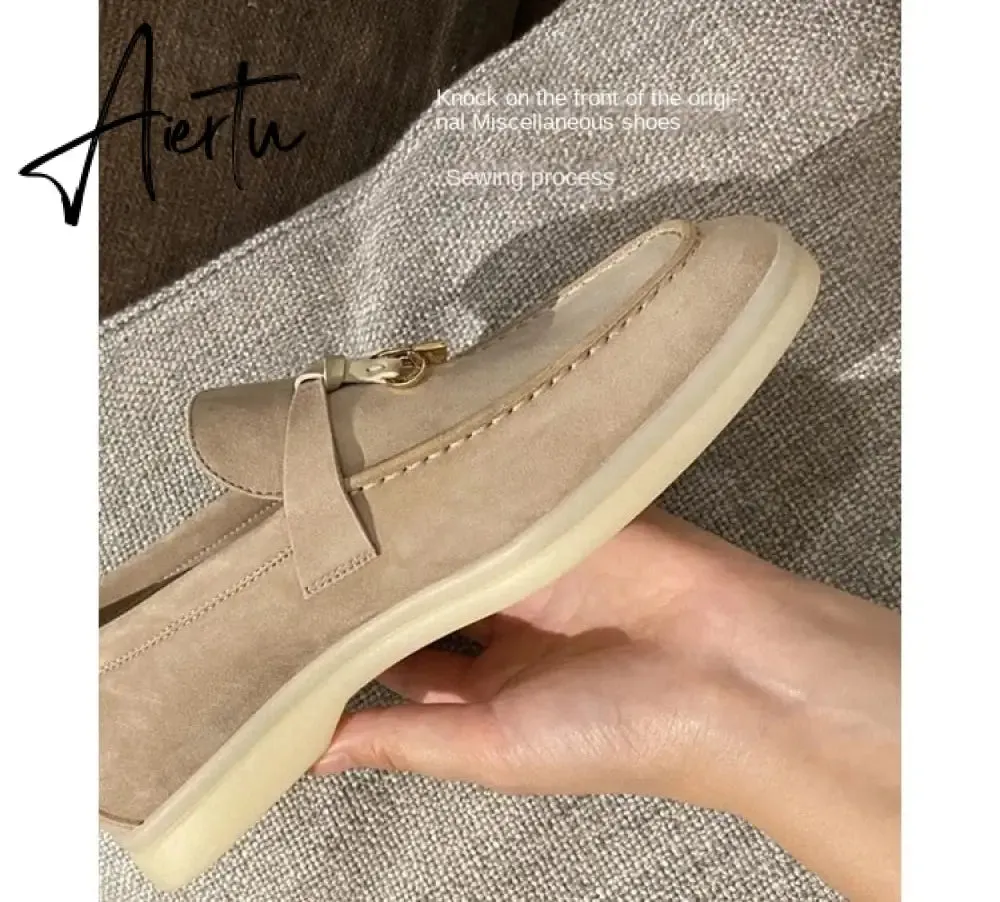 Aiertu Top Quality LP Spring Autumn New Round Head Flat Foot Pendant Ladies Fashion Comfortable Lok Fu Single Casual Women Shoes