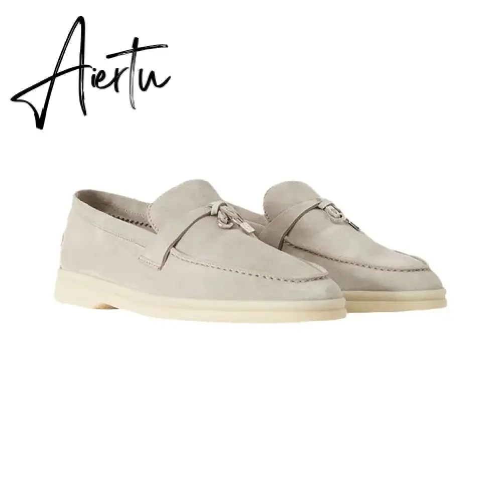 Aiertu Top Quality LP Spring Autumn New Round Head Flat Foot Pendant Ladies Fashion Comfortable Lok Fu Single Casual Women Shoes